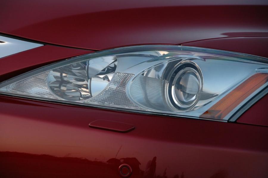  Lexus IS350C 2008 года  (фото 55 из 108)